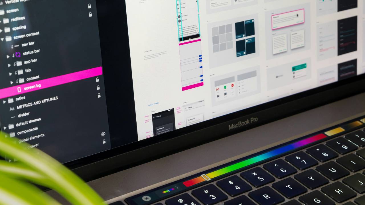 How UX designers are shaping the future of Fintech interfaces